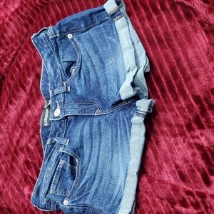 💥50% sale💥Express roll up shorts sz4 #747